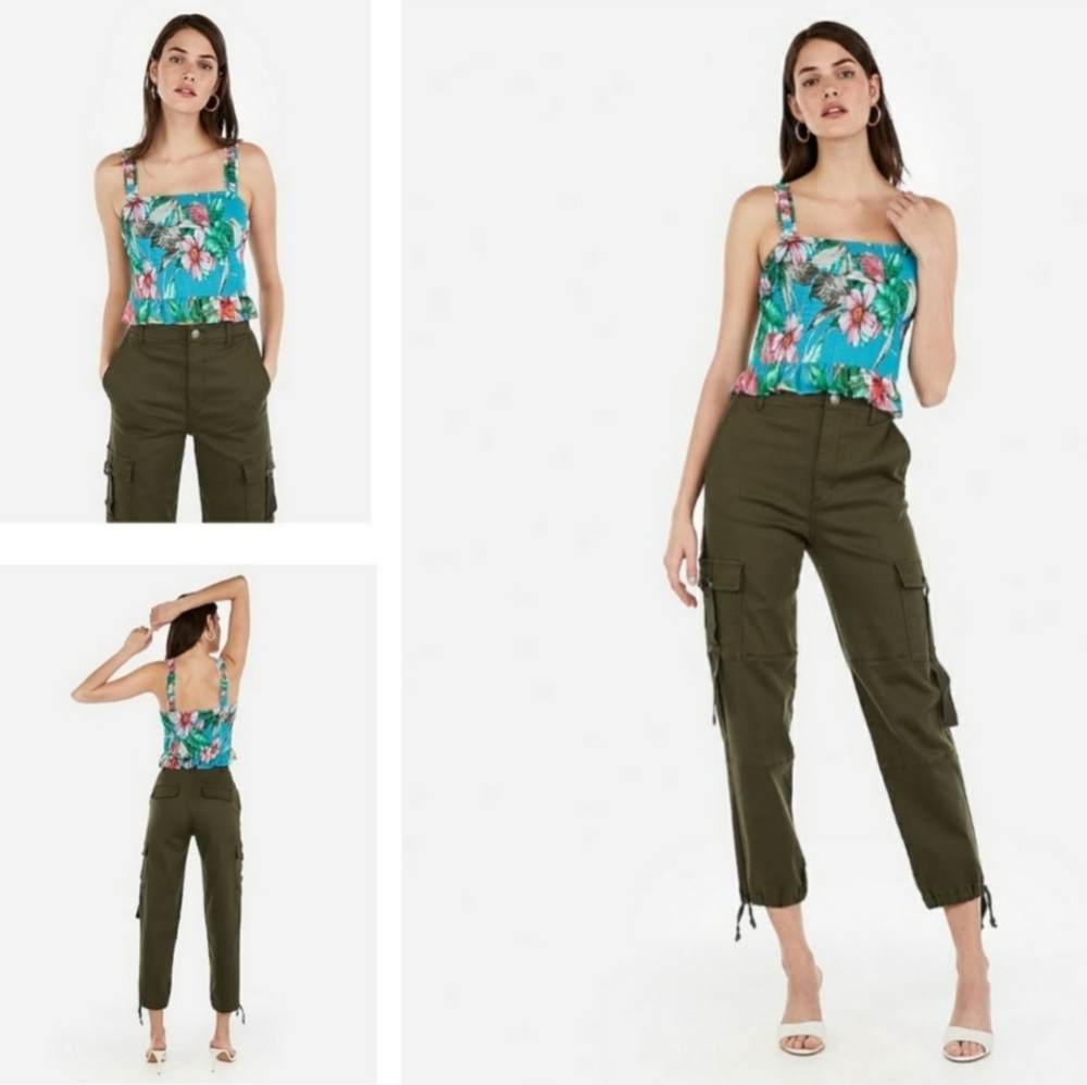 Express Flower Print Cropped Top